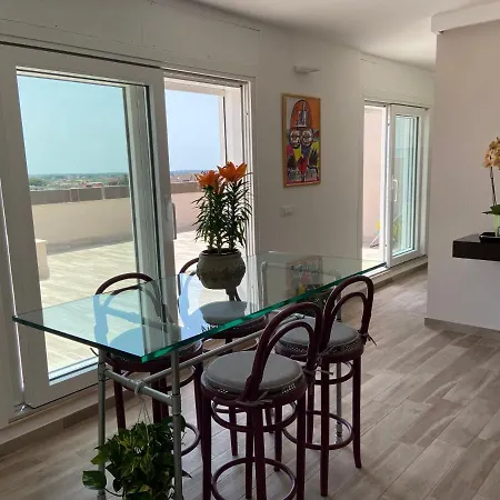 Apartment Attico Panoramico Luxury Rom
